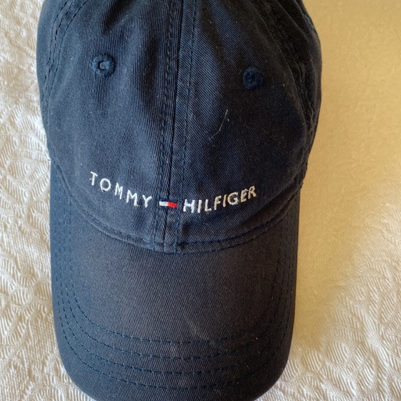 Tommy Hilfiger Adjustable Hat - Picture 6 of 6